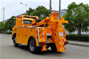 龙岗高速路拖车费